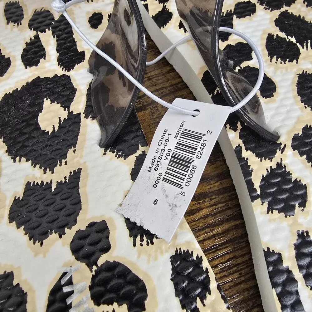 NEW Old Navy Sandals Lot Crisscross/ Classic Flip Flop Leopard Print Size 6 NWT